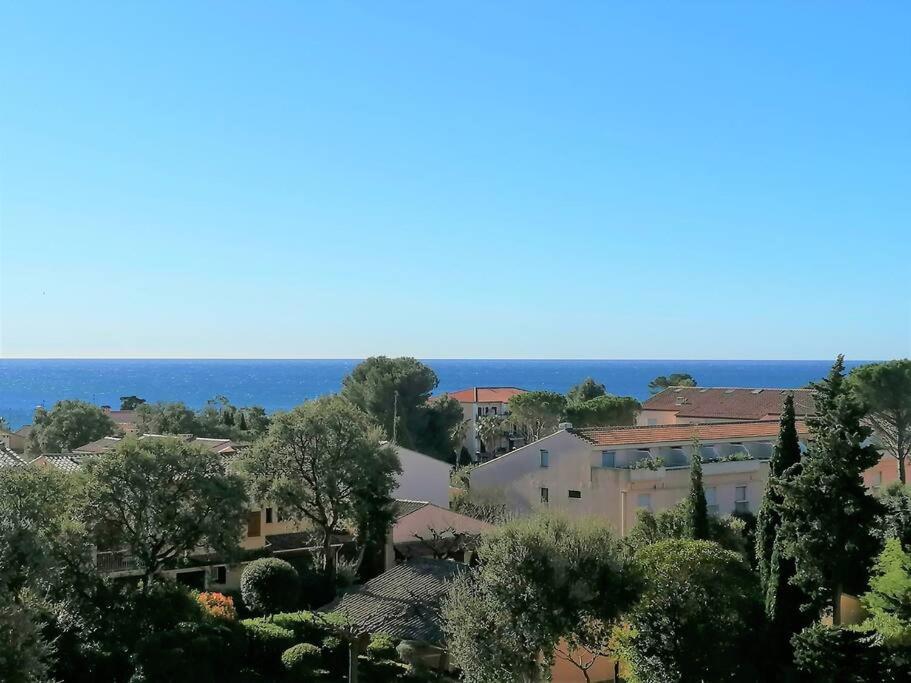 Appartement L'Evasion, Vue Mer, Plages A Pied Fréjus Extérieur photo